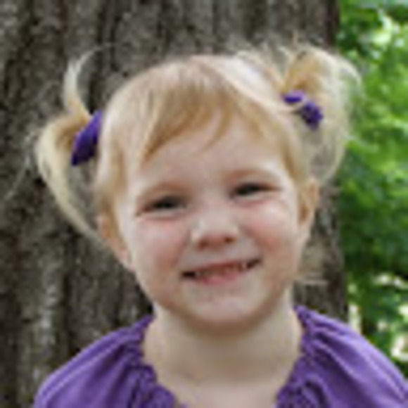 Meet your Posher, Zoe - Picture 1 of 1